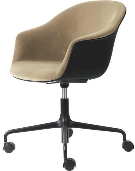 GUBI Bat Kontorstol Polstret Front Mat Sort/905 Dune